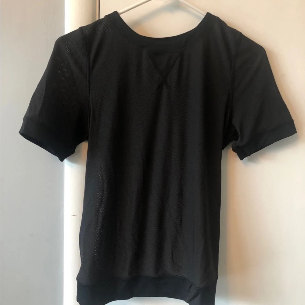 Ivivva tshirt